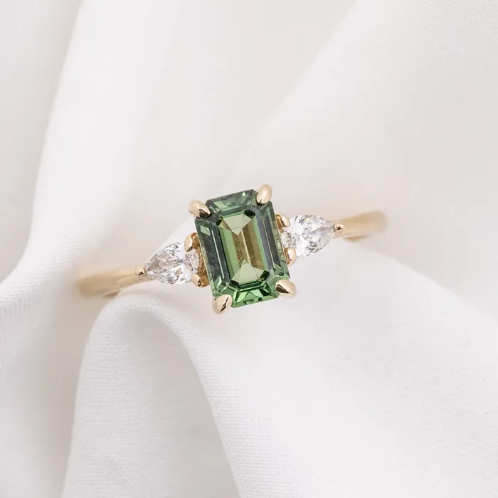 Olivia Ring 155ct Green Madagascar Sapphire 14k Yellow Gold One of a kind Envero Jewelry Rings Olivia Ring 155ct Green Madagascar Sapphire 14k Yellow Gold One of a kind Envero Jewelry Rings