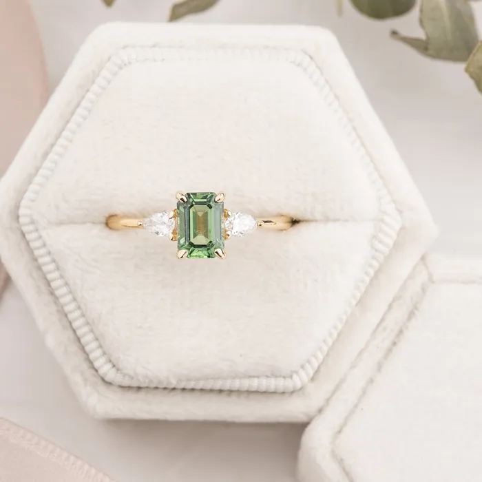 Olivia Ring 155ct Green Madagascar Sapphire 14k Yellow Gold One of a kind Envero Jewelry Rings Olivia Ring 155ct Green Madagascar Sapphire 14k Yellow Gold One of a kind Envero Jewelry Rings