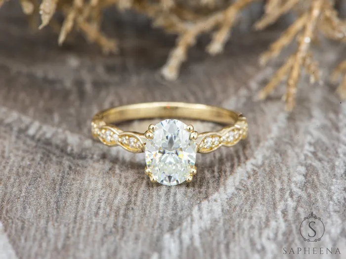Sapheena Jewelry Rings Celeste 10 Ct Solitaire Oval Cut Engagement Ring With Side Stones