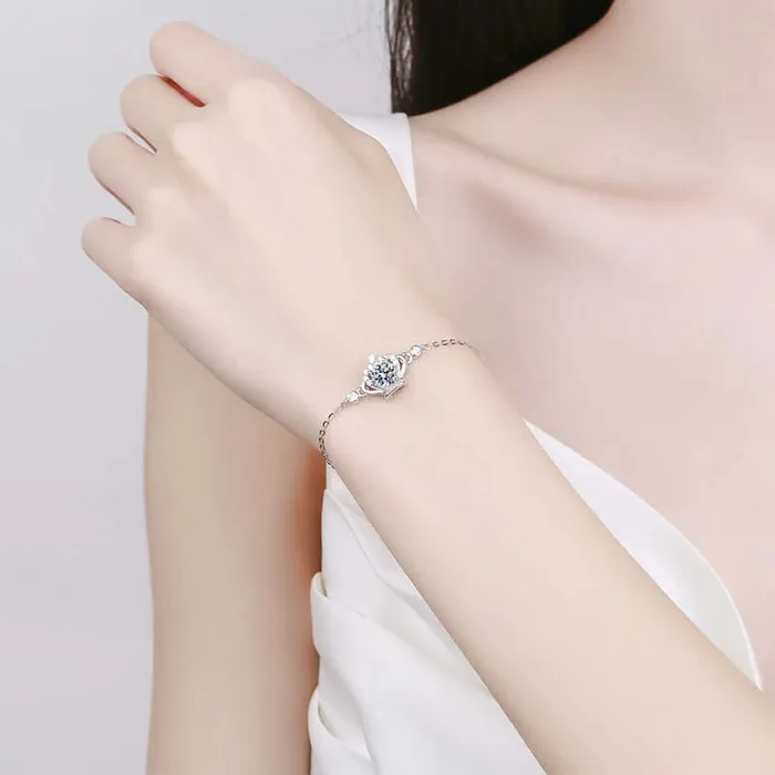 Four Claw Crown Moissanite Bracelet Trendolla Jewelry Bracelets
