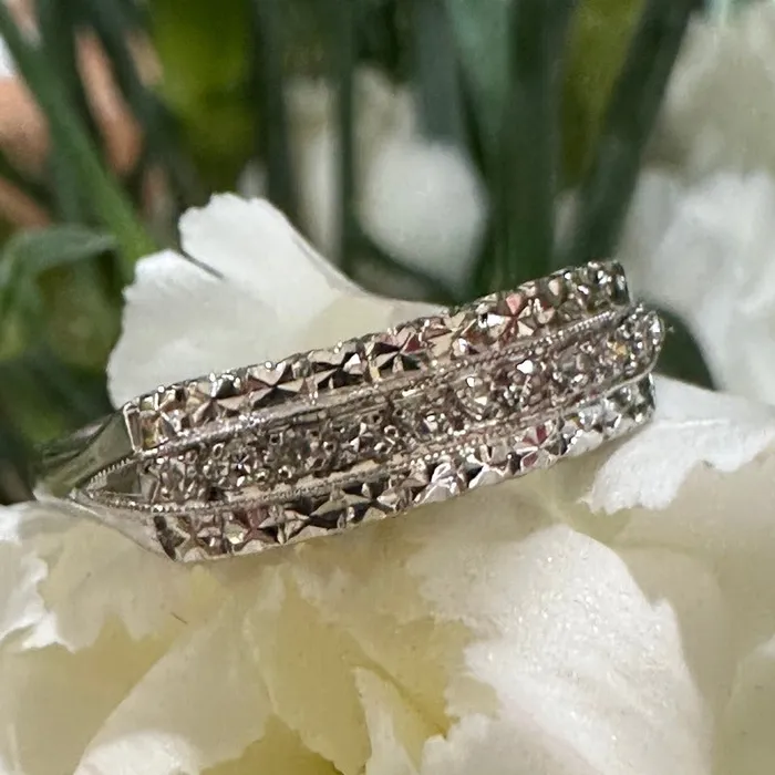 ONeills Estate Jewelry Rings 14 Karat White Gold Diamond Band 11000733