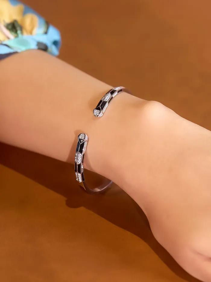Bracelets Curio Cottage Midnight Magic Black Bracelet Bracelets Curio Cottage Midnight Magic Black Bracelet