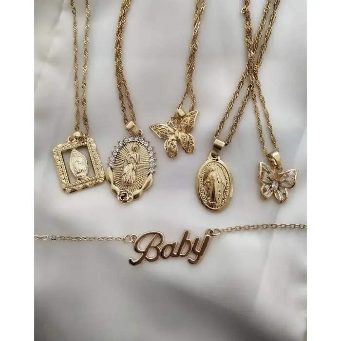 KHLOE JEWELS Necklaces Regina Mary Necklace